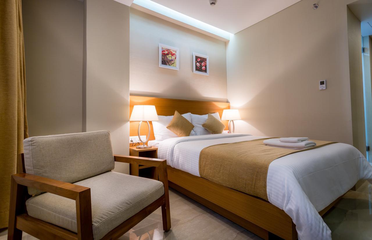 Classic Grande,A Member Of Radisson Imphal Extérieur photo