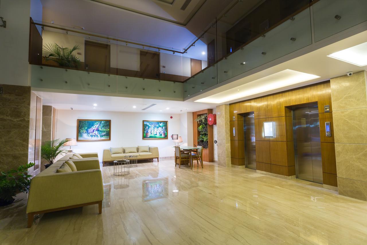 Classic Grande,A Member Of Radisson Imphal Extérieur photo
